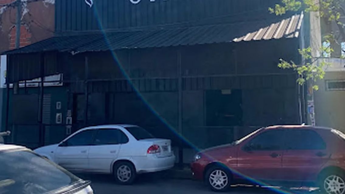 Como Fernando: fue a bailar, lo golpearon y está muy grave