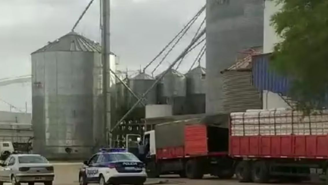 Dolor: falleció un camionero mientras esperaba una carga