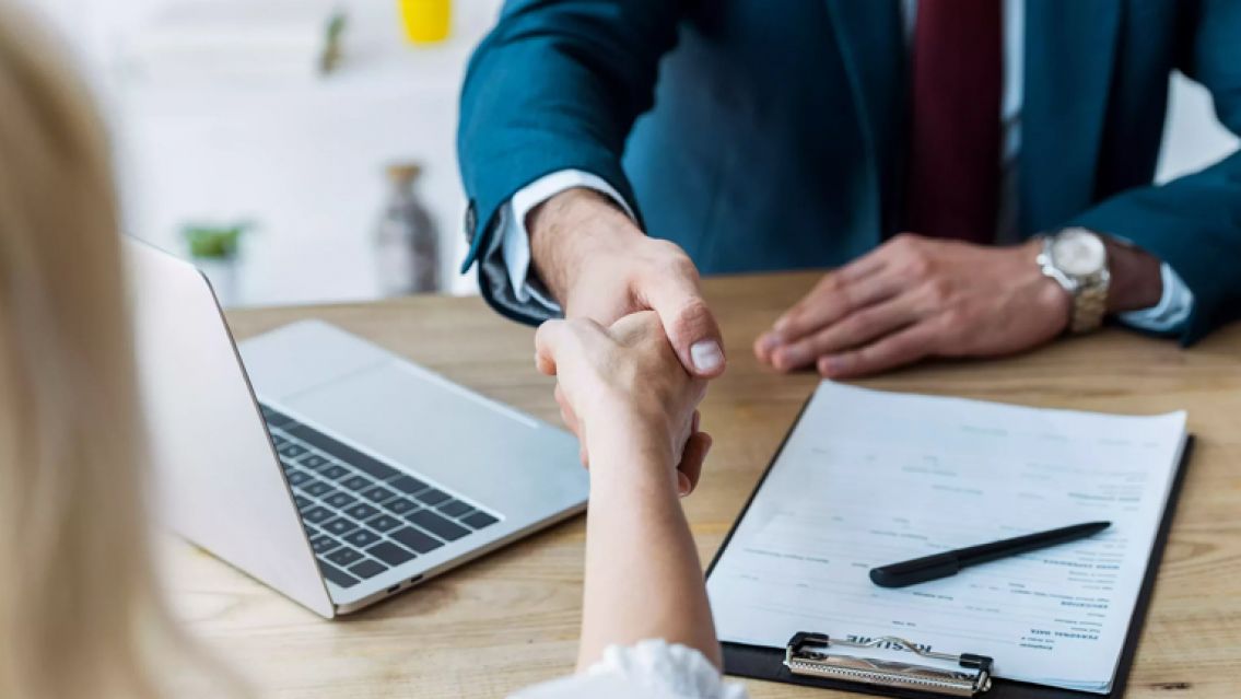 A estos 3 signos les irá bien en lo que queda de noviembre en el trabajo