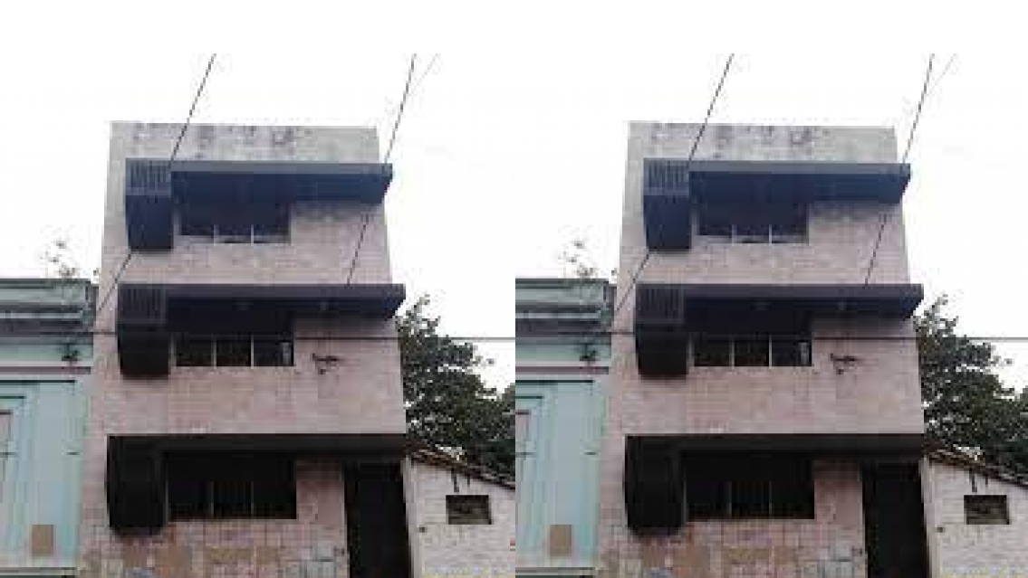 Chica de 35 a�os qued� grave tras "caer" de un tercer piso, se investiga qu� pas�