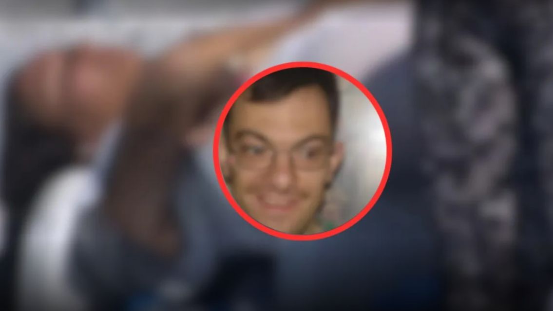 Conocido periodista fue a 'cubrir' un partido y falleci� en medio de las tribunas
