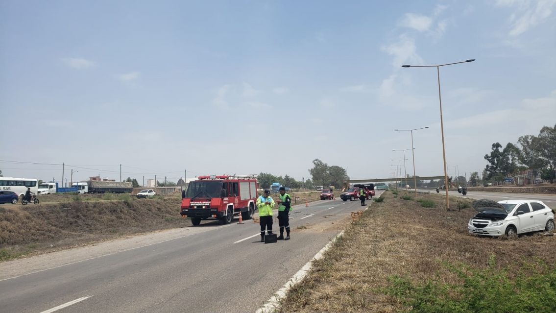 Fuerte choque en la Ruta 66: tuvieron que intervenir los bomberos