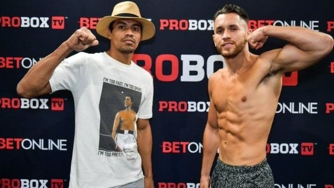 [VIDEO] Boxeador juje�o fue descalificado en EEUU por empujar a la refer� 