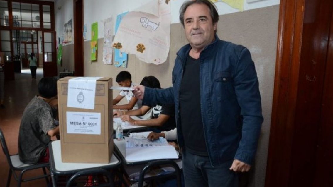 Bernis: "el camino es m�s democracia"