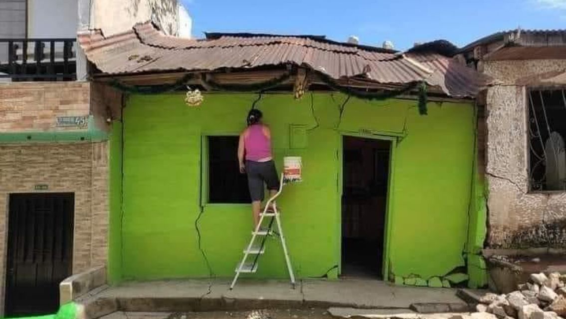 Le dijeron de todo por su humilde casa pero ella respondi�: "Soy feliz" 