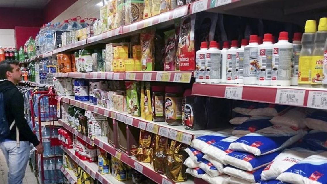 Aumentos de hasta 45% tras la elección: Los precios que preparan los supermercados