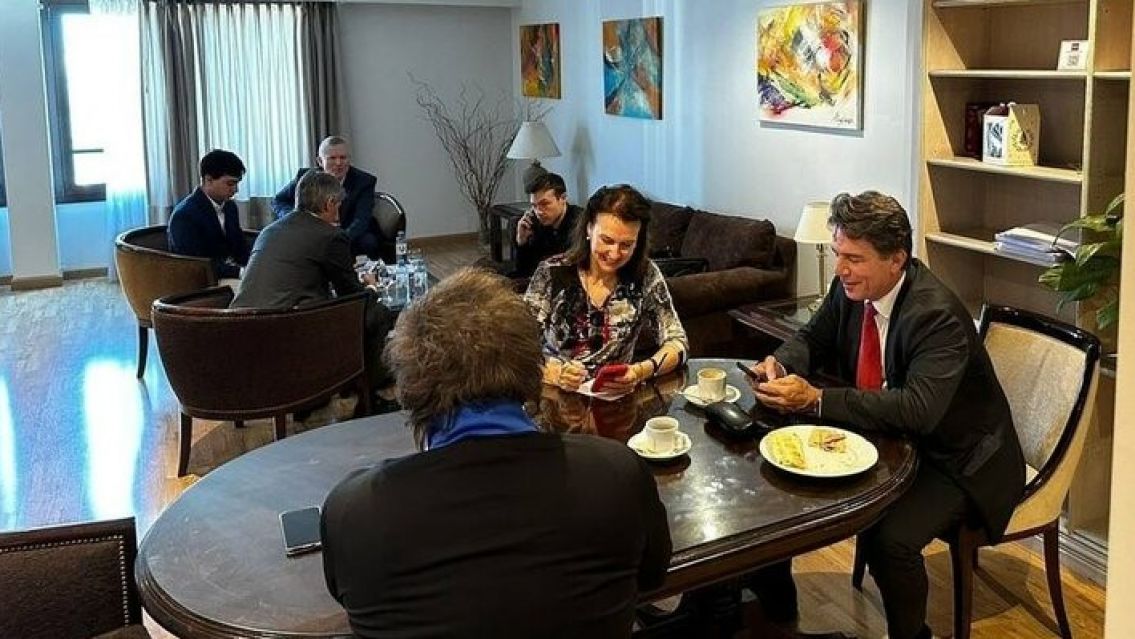 Milei se reunió con miembros de su futuro gabinete