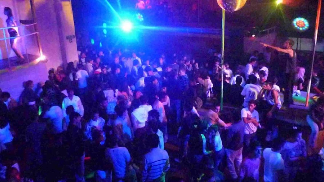 Tremendo susto en boliche juje�o: Victima de viudas negras casi pasa de largo