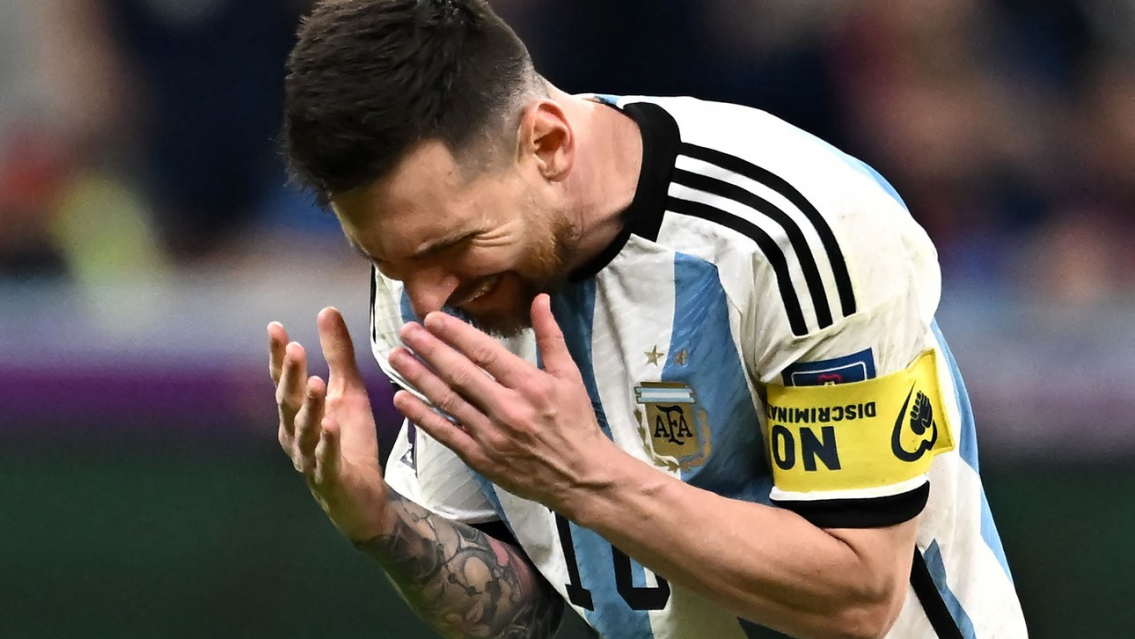 Esc�ndalo con la "fiestita" con modelos y Messi podr�a renunciar a la Selecci�n