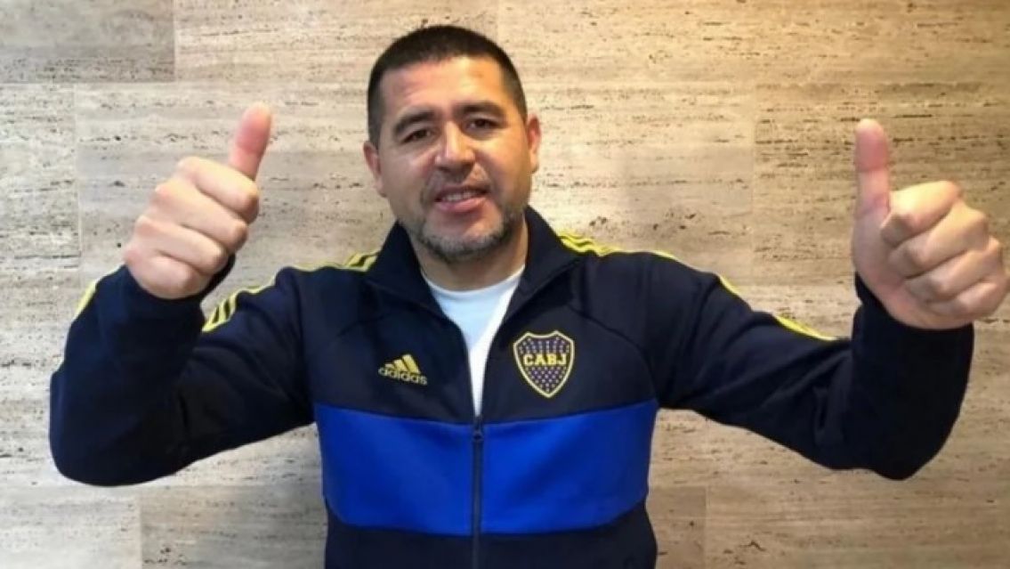 Riquelme va con todo en Boca: busca romper el mercado con una estrella mundial