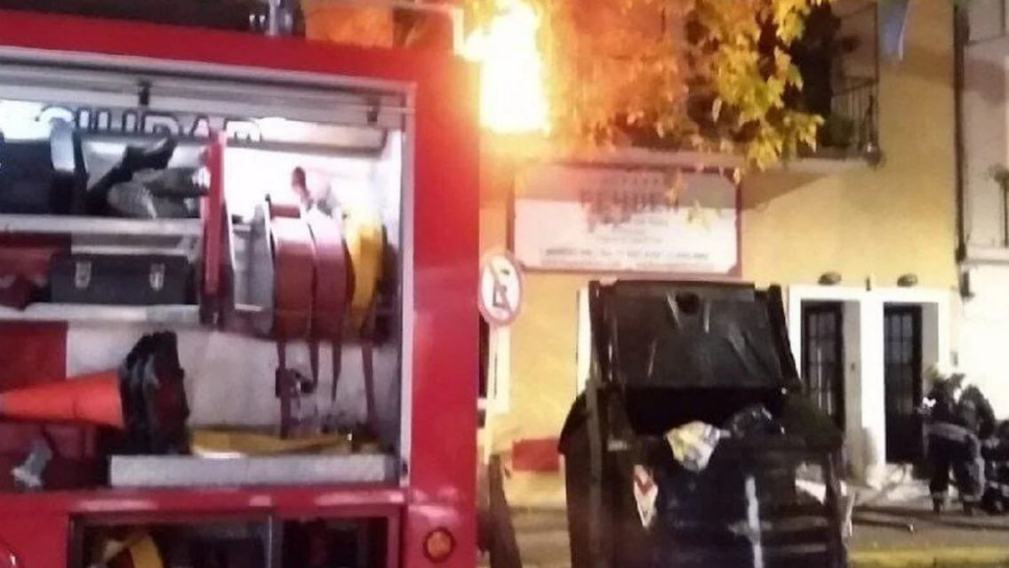 Se prendió fuego geriátrico: un muerto y 25 heridos