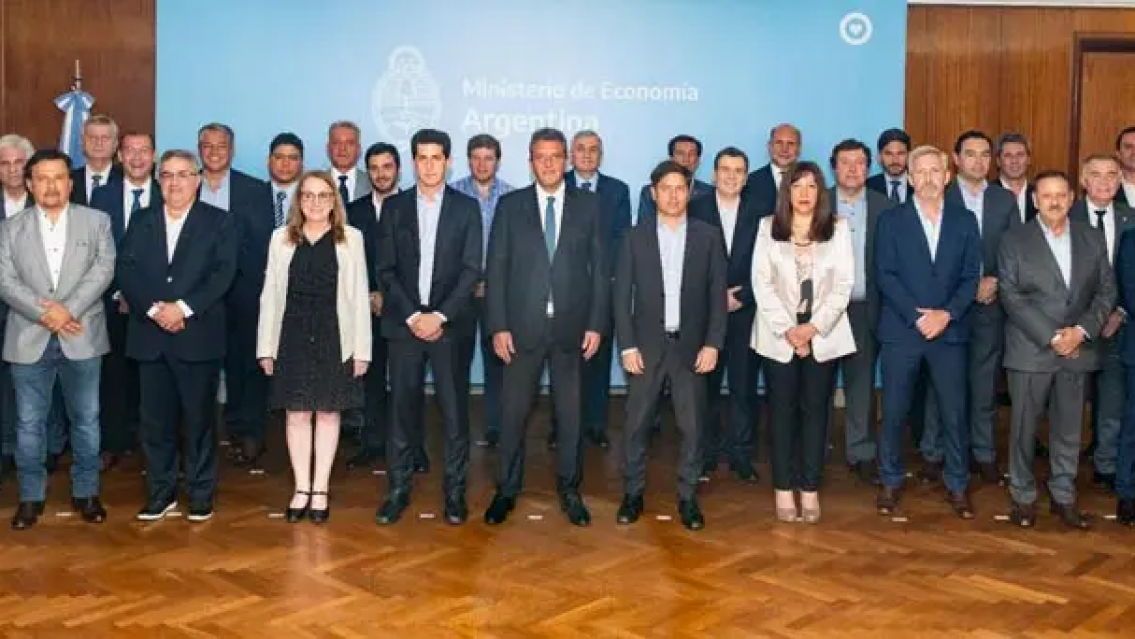 "AGUINALDON�T", reuni�n de Massa con gobernadores. �Se paga o no en Jujuy?