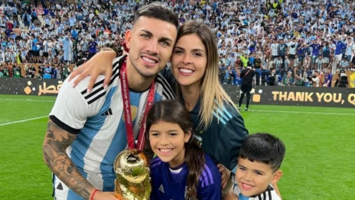 La esposa de Paredes está llena de plata: A qué se dedica