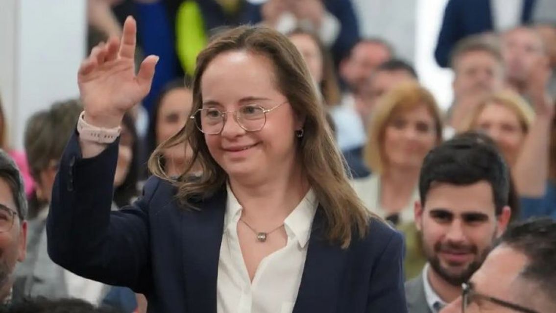 La primera diputada con s�ndrome de Down tiene 46 a�os