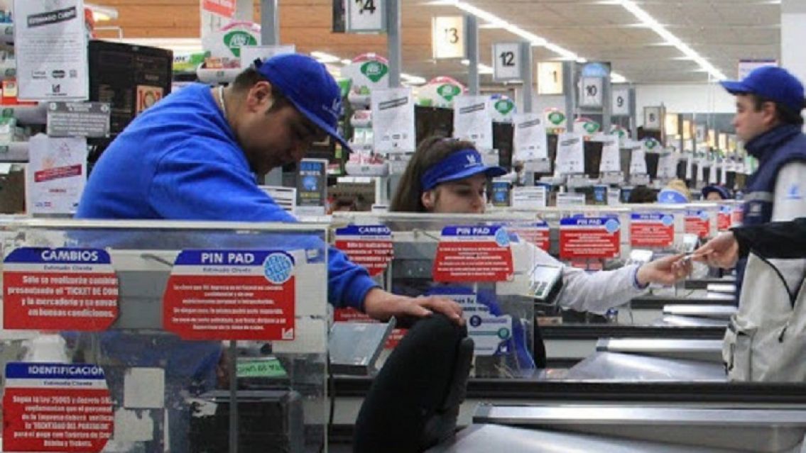 Empleados de comercio estar�n 'llenos' este mes: cobran un bono con el sueldo