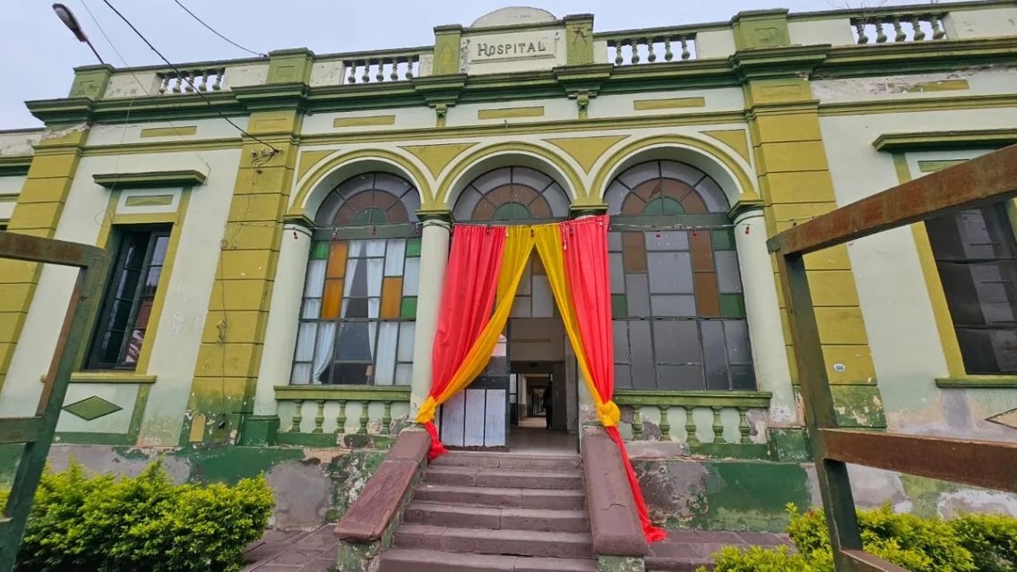 El temporal azotó Jujuy y se inundó el hospital de El Carmen