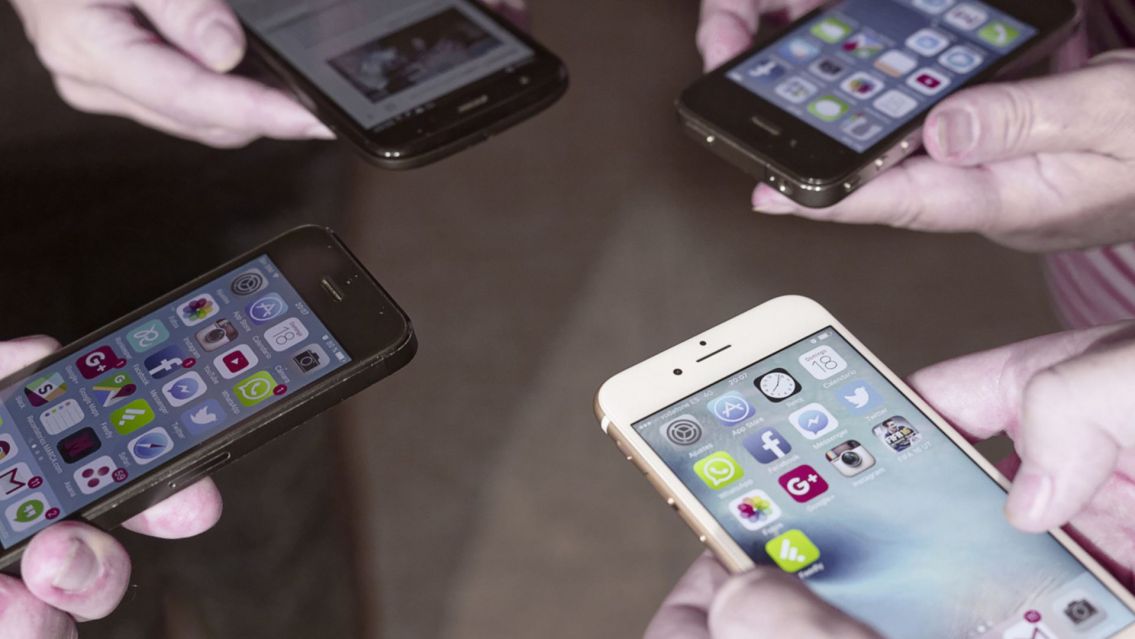 La función oculta en tu celular que gasta todos tus datos: ¿cómo desactivarla?