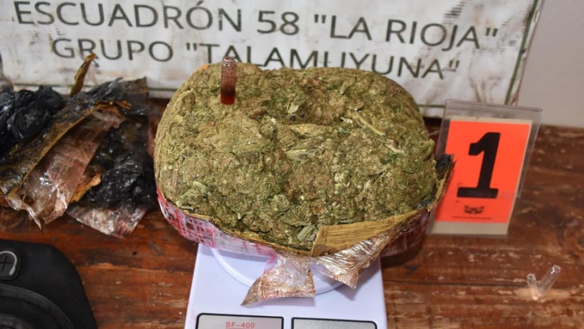Colectivo sali� de Jujuy con un kilo de faso y lo agarraron en La Rioja
