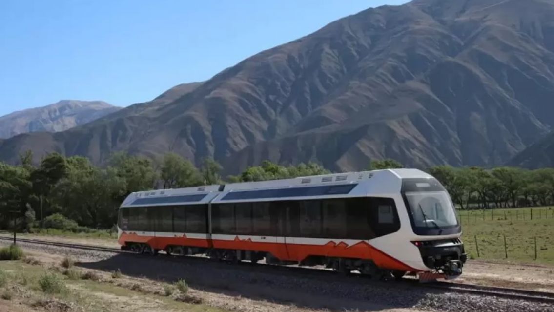 Tren solar tur�stico: el pasaje para los juje�os costar� "alrededor de $10.000"