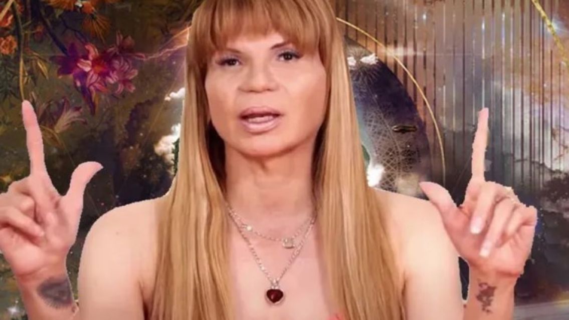 Mhoni Vidente le tir� un centro a Milei: As� ser� el futuro de Argentina