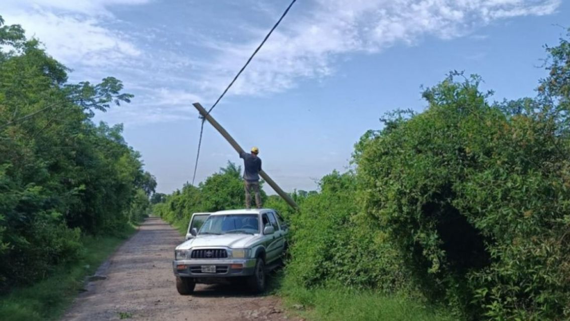 Granizo, �rboles ca�dos y sin energ�a por horas en Los Manantiales