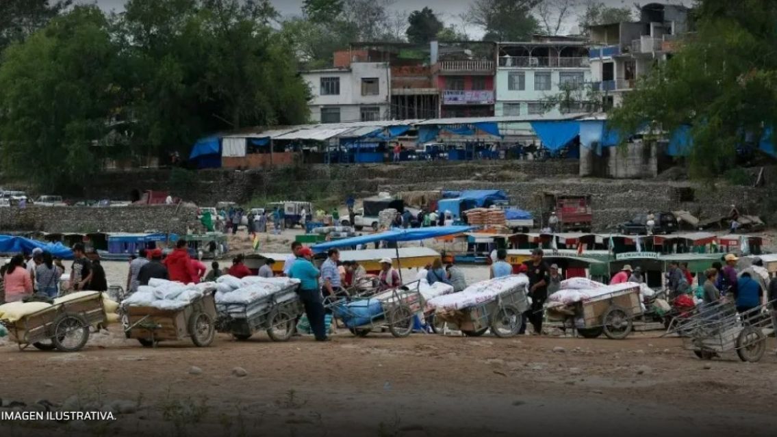 Bolivianos enojados con Milei: afirman que es impagable el precio de la harina