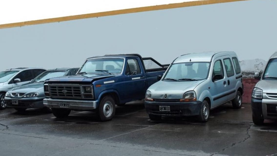 El Gobierno de Jujuy va a rematar autos por "dos mangos": Es ma�ana