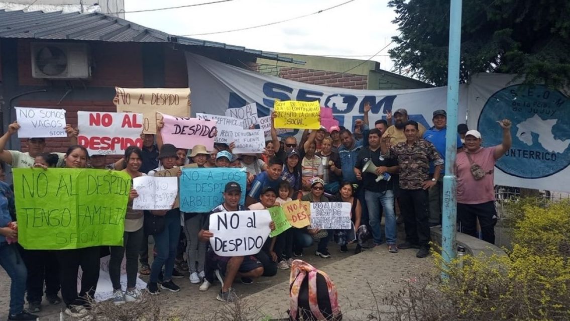 SEOM va al paro por los despidos en los municipios: "que el ajuste lo pague la pol�tica"