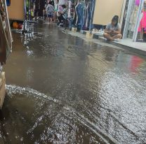 Temporal en Jujuy: Se inund&oacute; la Feria de Perico