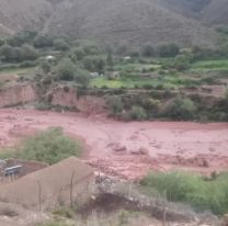 Jujeños atemorizados porque un puente está a punto de derrumbarse