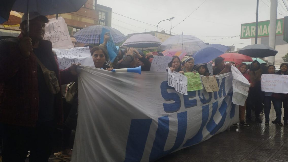 Municipales despedidos en Fraile Pintado buscan respuestas en el Ministerio de Trabajo