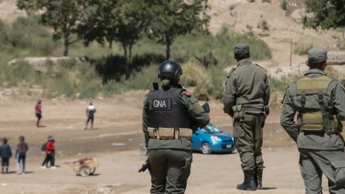 Milei manda m�s gendarmes a la frontera y en Bolivia est�n furiosos
