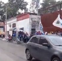Ya no se animan a cortar las calles: Municipales de Perico se manifestaron en la vereda