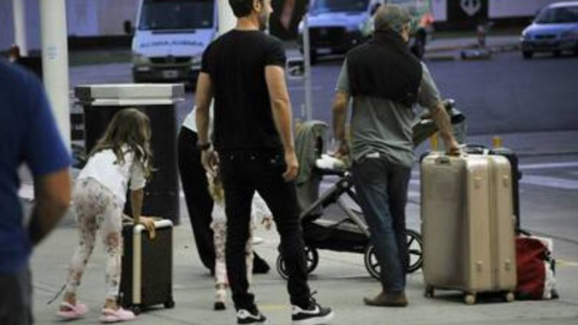 Benjamín Vicuña sacó del país a los hijos de Pampita y la China Suárez