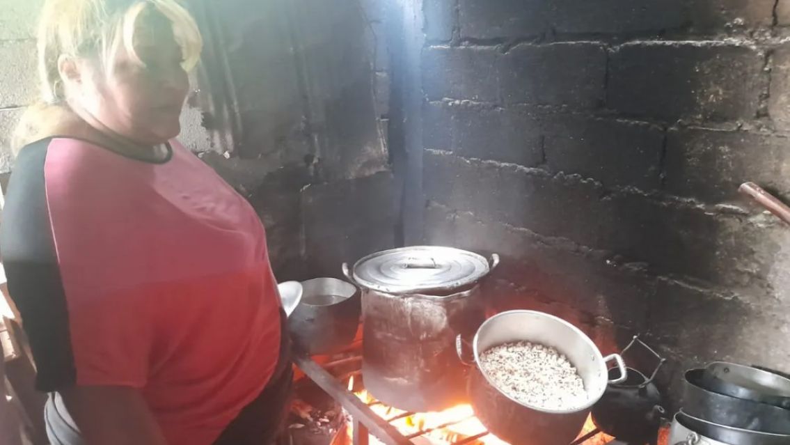 Con mesas vacías y el corazón roto: Los comedores en Palpalá la están pasando mal