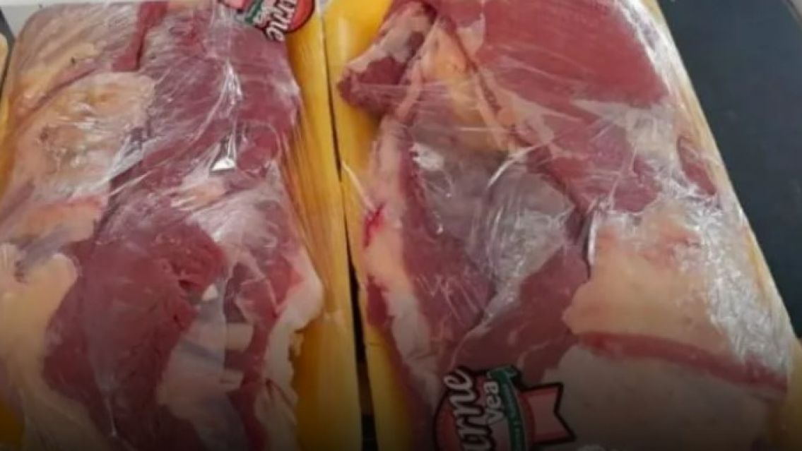 Entró al Super Vea, se robó carne y la agarró la Policía: se armó un griterío