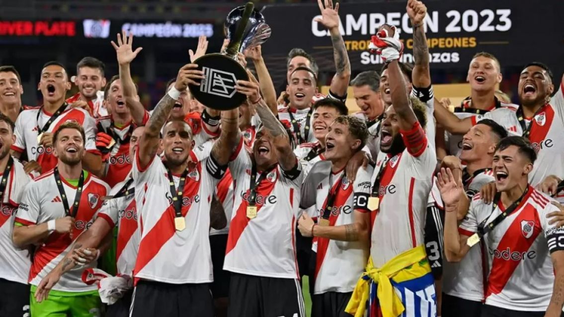 River se consagr� en el Trofeo de Campeones tras derrotar con autoridad a Rosario Central