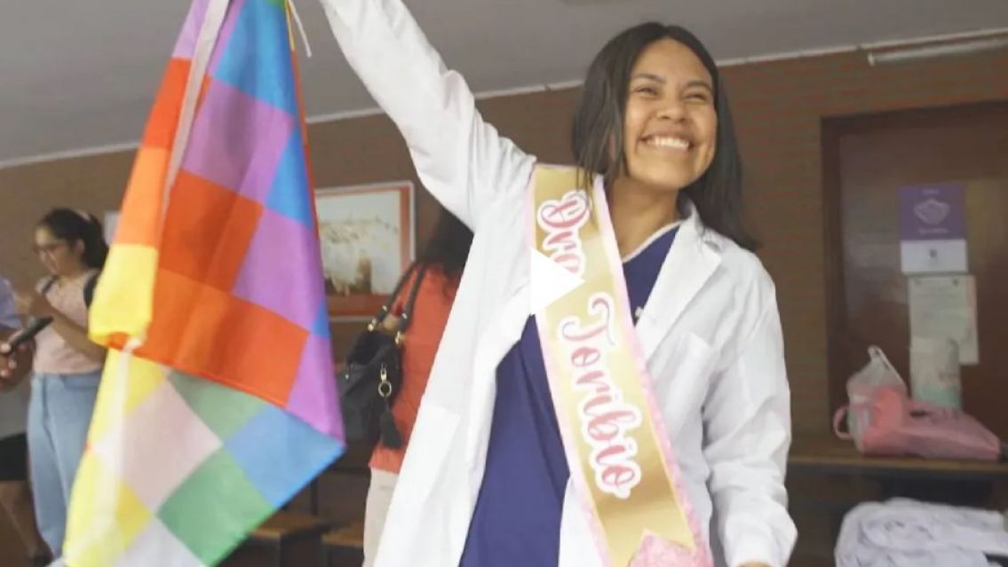 Sandra Toribio, la primera m�dica wich� de Formosa