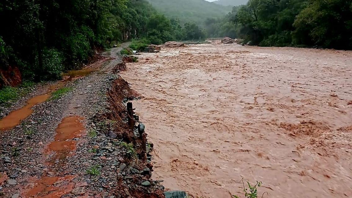Ruta cortada por las lluvias: El lugar de Jujuy donde hay turistas varados 