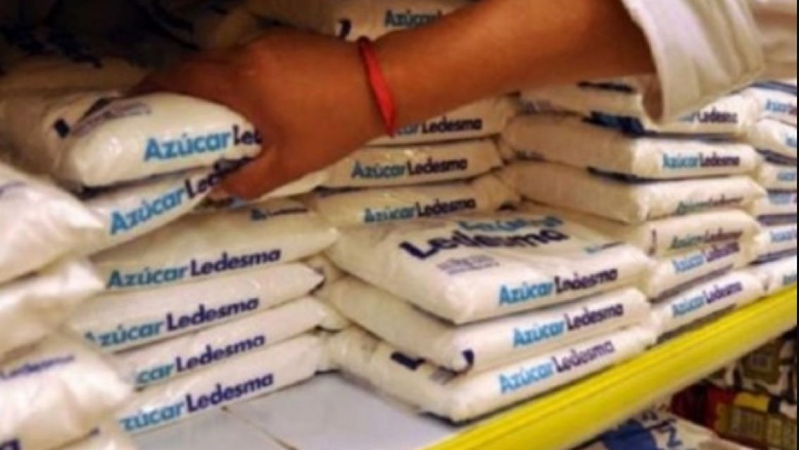 Milei derogó la Ley que obliga a los ingenios a proveer azúcar al mercado interno