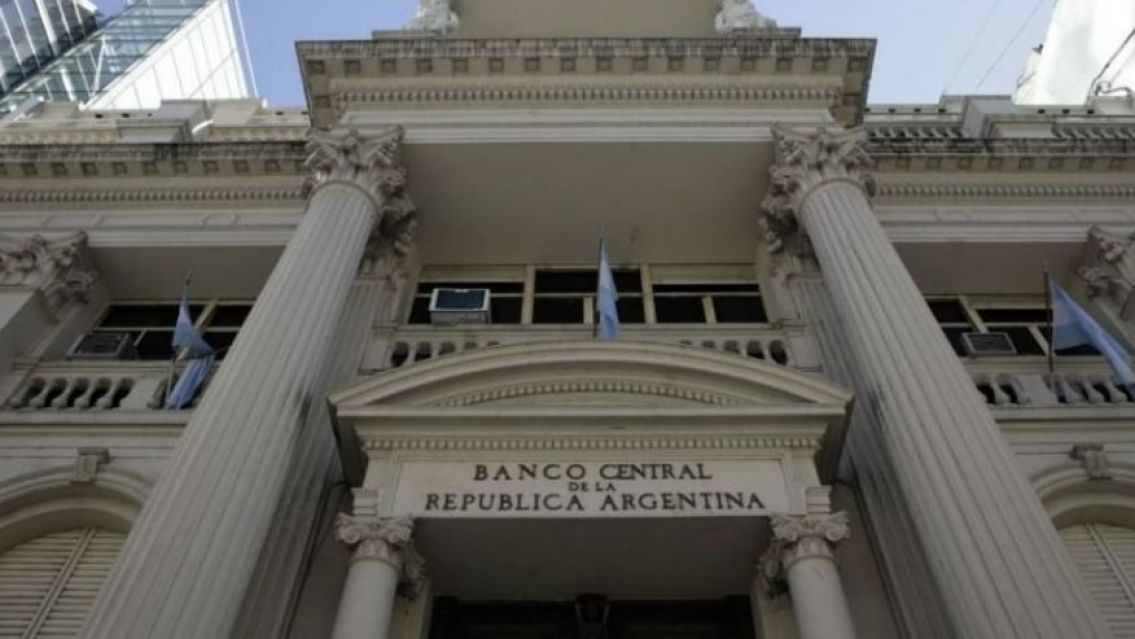 Billetes de $50.000 y $20.000: Milei confirm� que el Banco Central deber� emitirlos