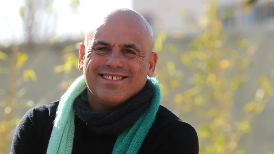 El adi�s de "El Bicho G�mez" que conmueve a todos. "Hasta siempre"...