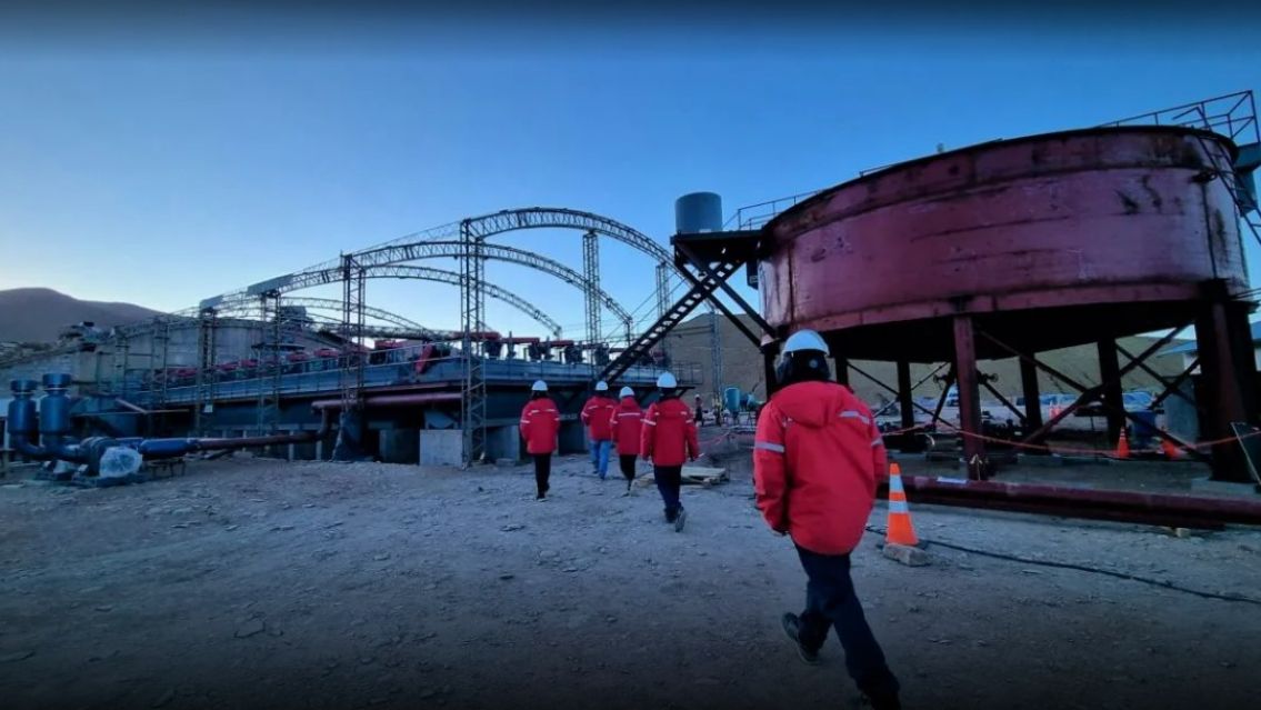 Importante minera busca empleados: los requisitos y cuánto pagan