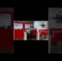 Filman a Alberto Fern&aacute;ndez con Fabiola llevando plata a un banco