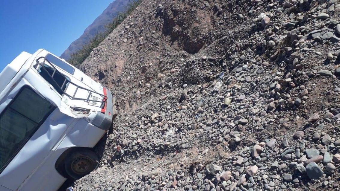 Humahuaca: Denuncia que la chocó un camión de la municipalidad y nadie se hizo cargo