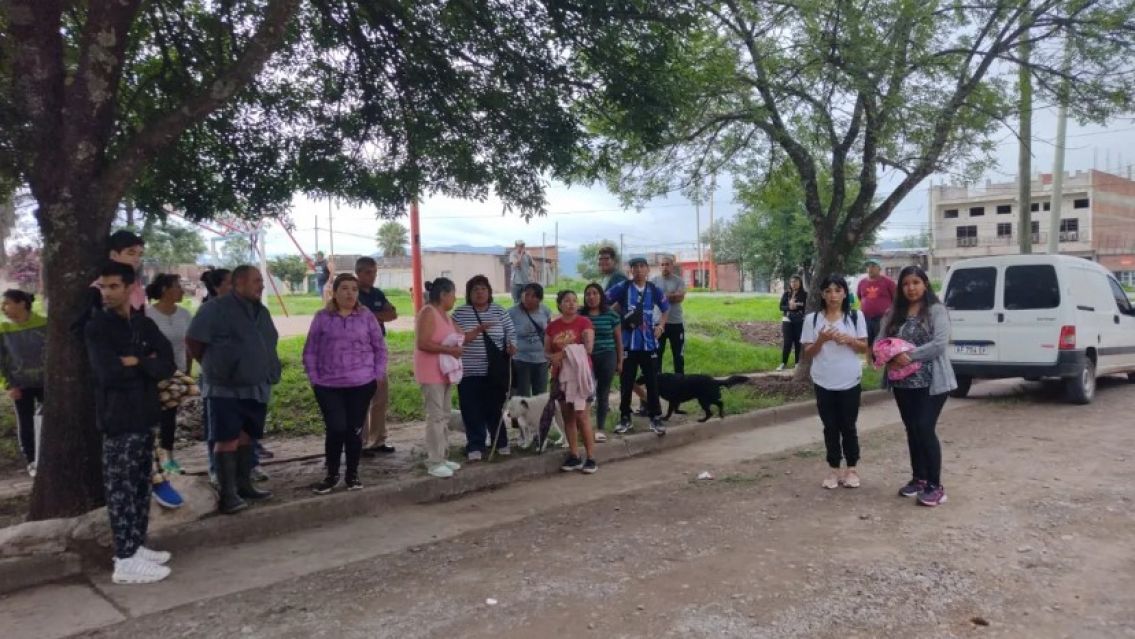 Horror en Jujuy: Raptaron a una nena de la plaza y la abusaron en una casa