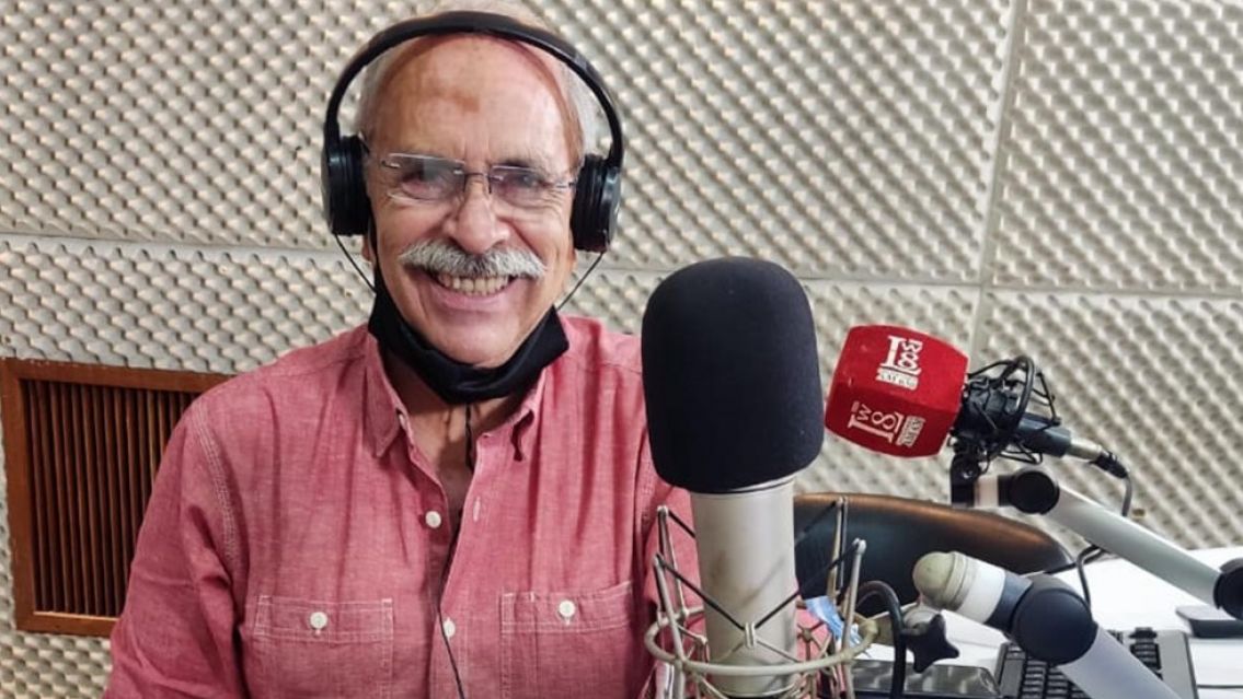 "Trabaj� hasta ayer": Los �ltimos momentos del Perro Sol�s fueron en la radio