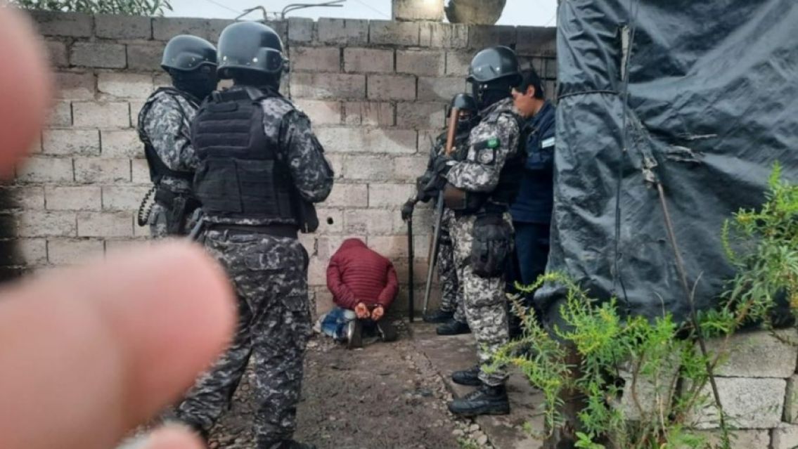 Allanaron una casa por una denuncia de abuso y encontraron un revolver