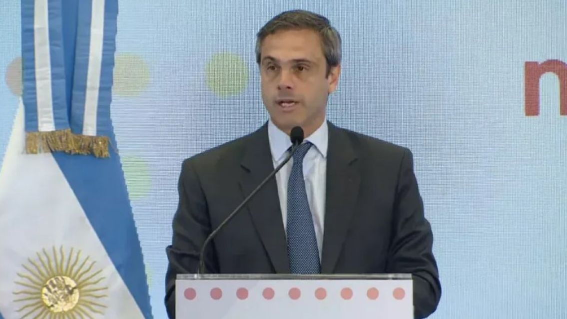 El exdirector de la Aduana critic� el aumento de las retenciones a la exportaci�n y asegur� que le restar�n USD 4.100 millones al sector privado