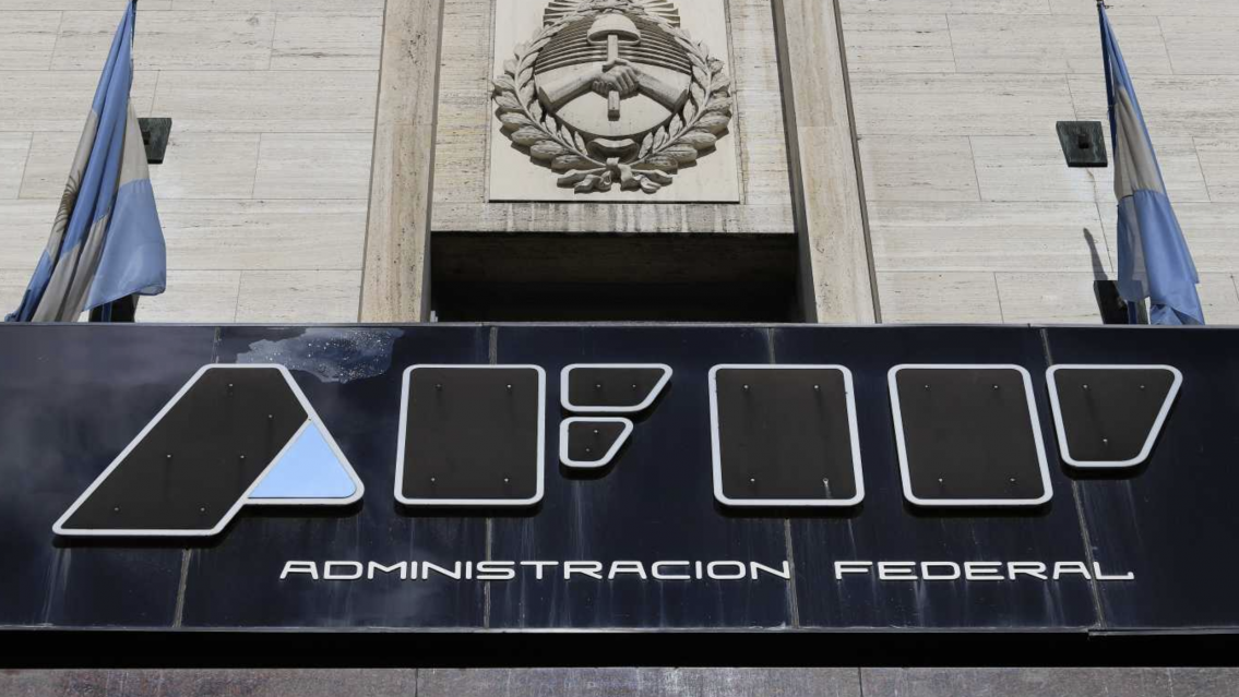 AFIP comienza a devolver guita de las percepciones del 2023: de qué se trata
